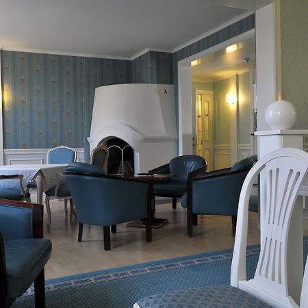 Hotel Vinterpalatset Кируна Экстерьер фото