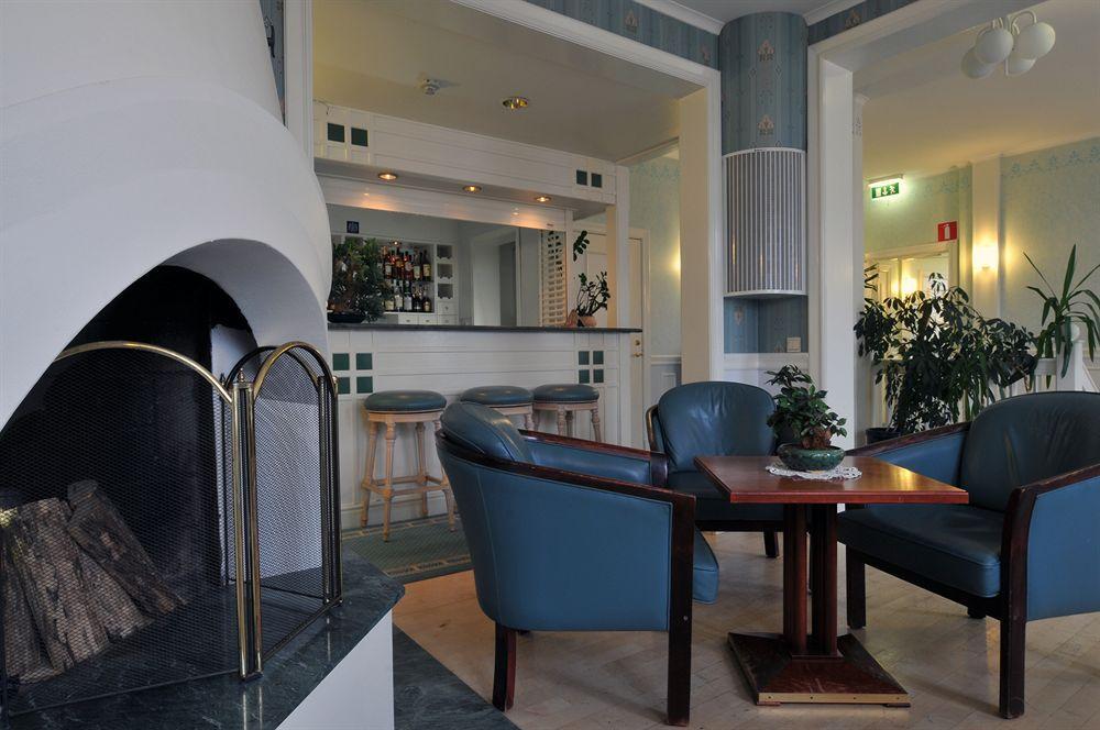 Hotel Vinterpalatset Кируна Экстерьер фото