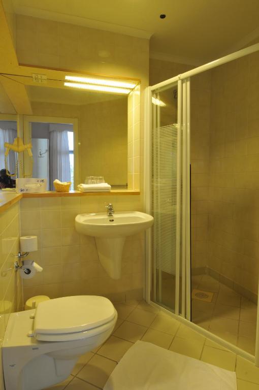 Hotel Vinterpalatset Кируна Номер фото
